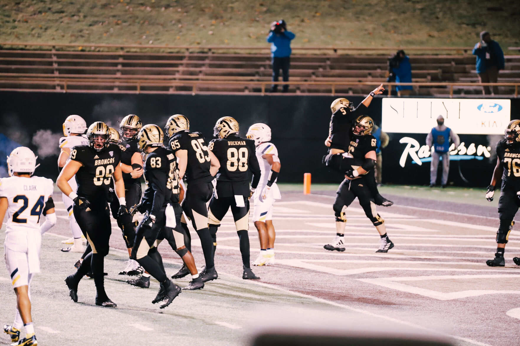 WMU football celebrates